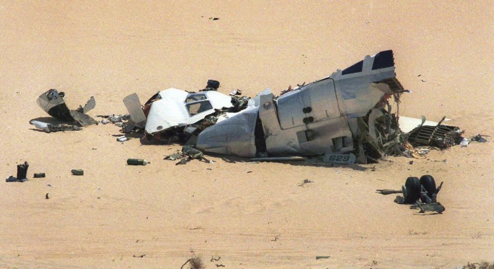 FILE - Debris of a French UTA jetliner seen in the desert of Niger, where the airliner crashed after exploding over the desert in September 1989. (AP Photo/Remy de la Mauviniere, File)