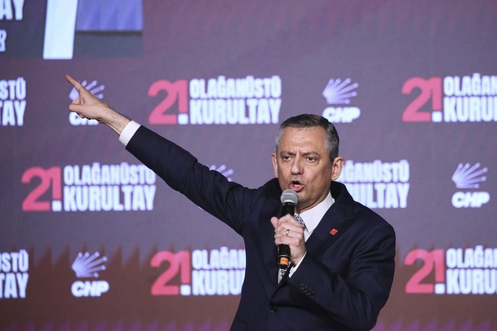 Republican People's Party or (CHP) leader Ozgur Ozel delivers a speech during a CHP convention, in Ankara, Sunday, April 6, 2025. (AP Photo/Ali Unal)