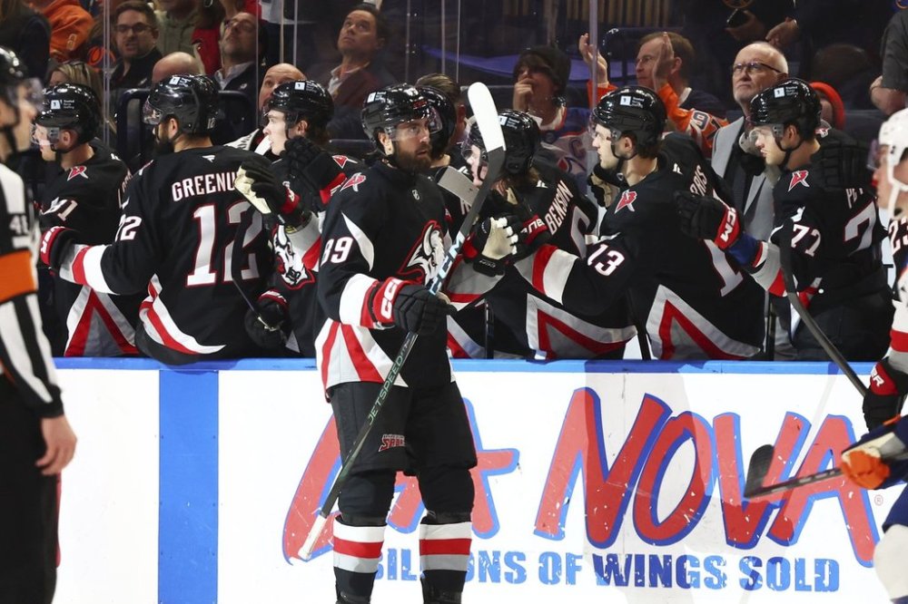 Buffalo Sabres right wing Alex Tuch (89) celebrates his goal during the second period of an NHL hockey game against the Edmonton Oilers, Monday, March 10, 2025, in Buffalo, N.Y. (AP Photo/Jeffrey T. Barnes)