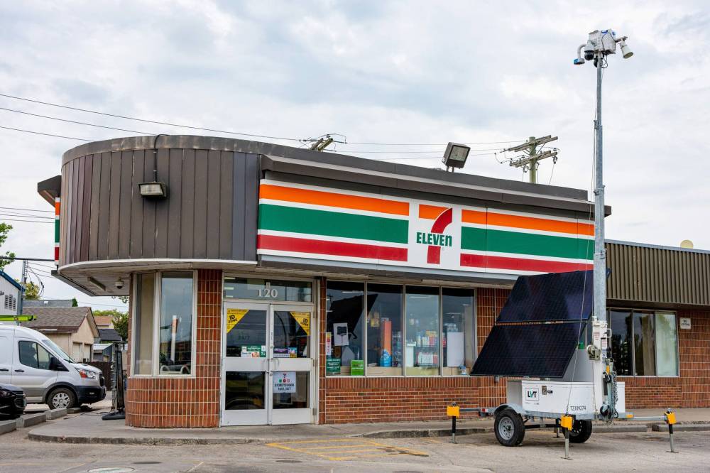 NIC ADAM / FREE PRESS FILES
The 7-Eleven at 120 Keewatin St.