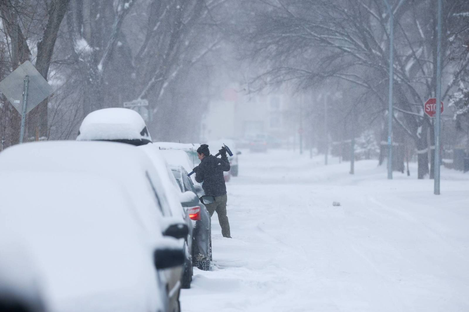 City, much of province, rest of Prairies blasted by early spring ...