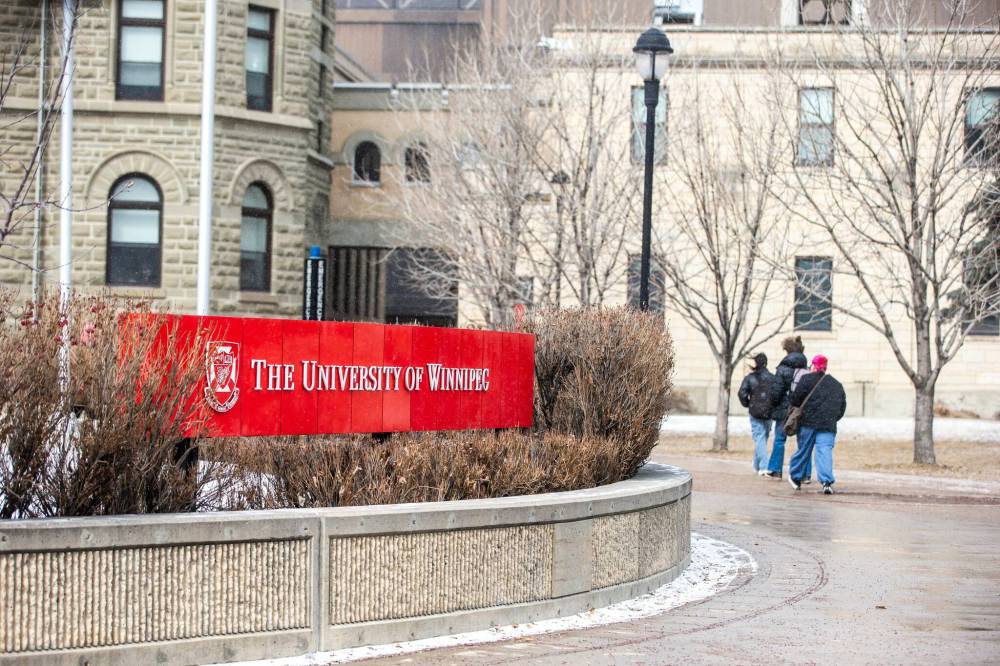 MIKAELA MACKENZIE / FREE PRESS FILES
Since the start of the school year, the University of Winnipeg announced cost-cutting measures, ranging from a hiring freeze to suspending its women’s soccer team. U of W president Todd Mondor has indicated the university’s 2025-26 deficit could range between $4 to $18 million.