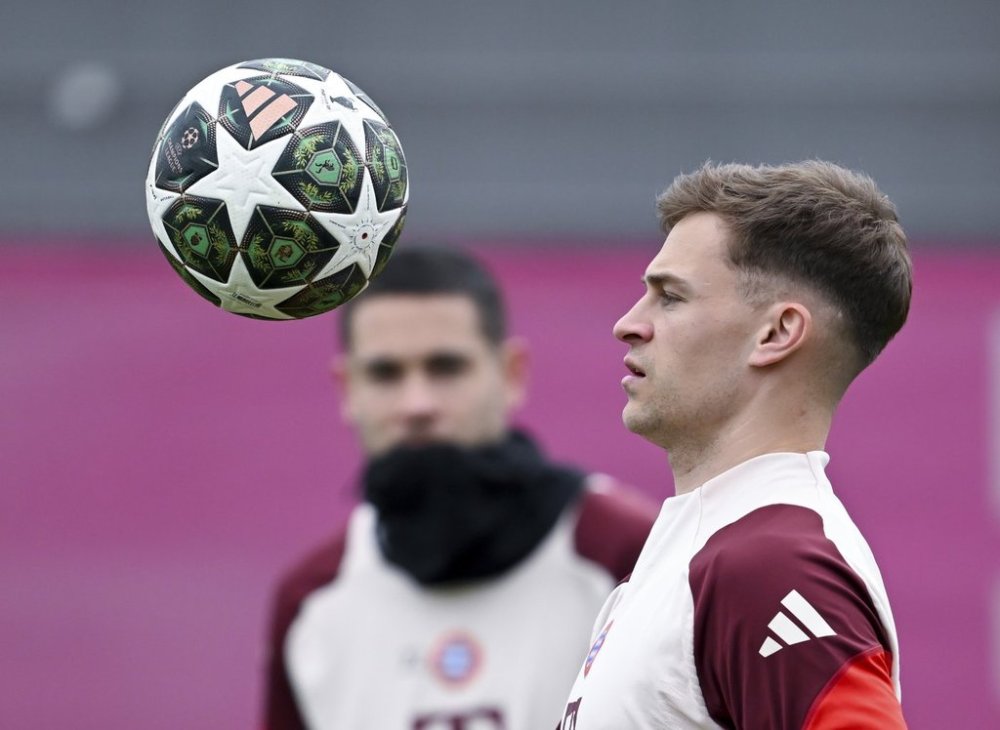 FC Bayern Munich's Joshua Kimmich attends a training session at the Sabener Strasse training ground in Munich, Germany, Monday March 10, 2025, ahead of their Champions League match against Bayer Leverkusen on Tuesday. (Sven Hoppe/dpa via AP)