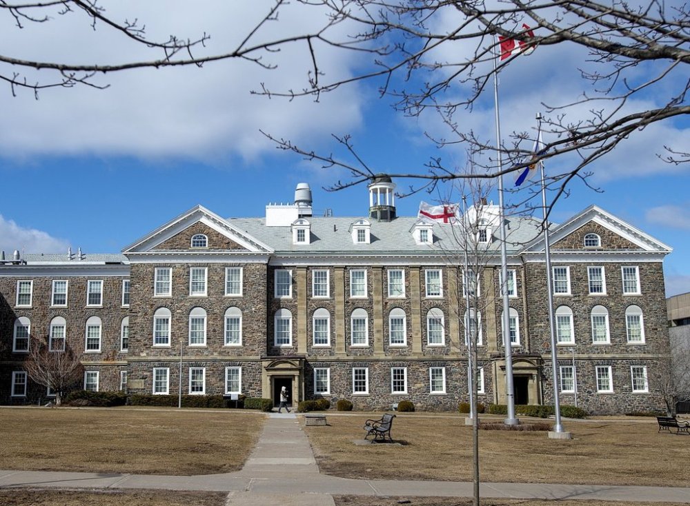 A man walks across the Dalhousie University campus in Halifax on March 16, 2020. THE CANADIAN PRESS/Andrew Vaughan