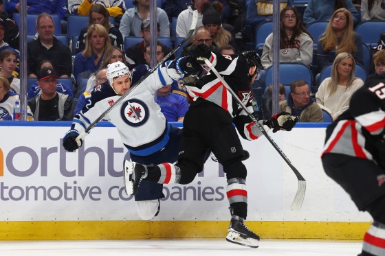 Buffalo Sabres at Winnipeg Jets – Winnipeg Free Press