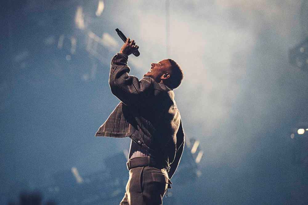 Kane Brown performs at Canada Life Centre Thursday, March 27, 2025. (Dwayne Larson Photo)