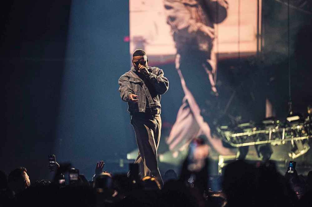 Kane Brown performs at Canada Life Centre Thursday, March 27, 2025. (Dwayne Larson Photo)