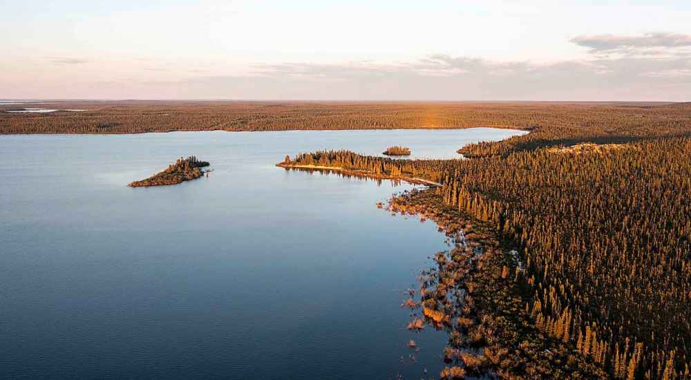 A new feasibility study recommends starting negotiations to develop a protected area in the pristine, 50,000-square-kilometre Seal River Watershed. (Jordan Melograna photo)