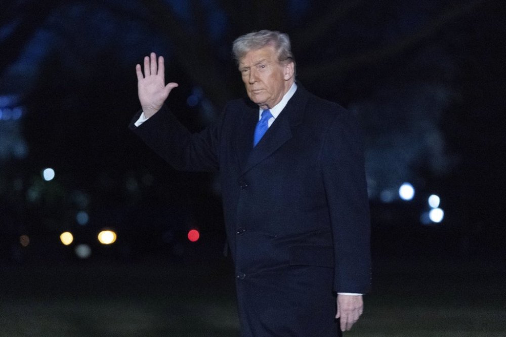 President Donald Trump waves to the media as he walks on South Lawn of the White House in Washington, D.C. on Sunday, March 9, 2025. THE CANADIAN PRESS/AP/Jose Luis Magana