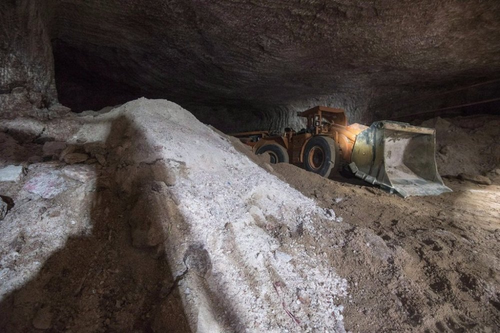 A piece of machinery sits underground at the Mosaic potash mine in Esterhazy, Sask. on Wednesday, May 3, 2017. Saskatchewan Premier Scott Moe says the White House's plans to restore Russia's access to sell fertilizer in the world market is