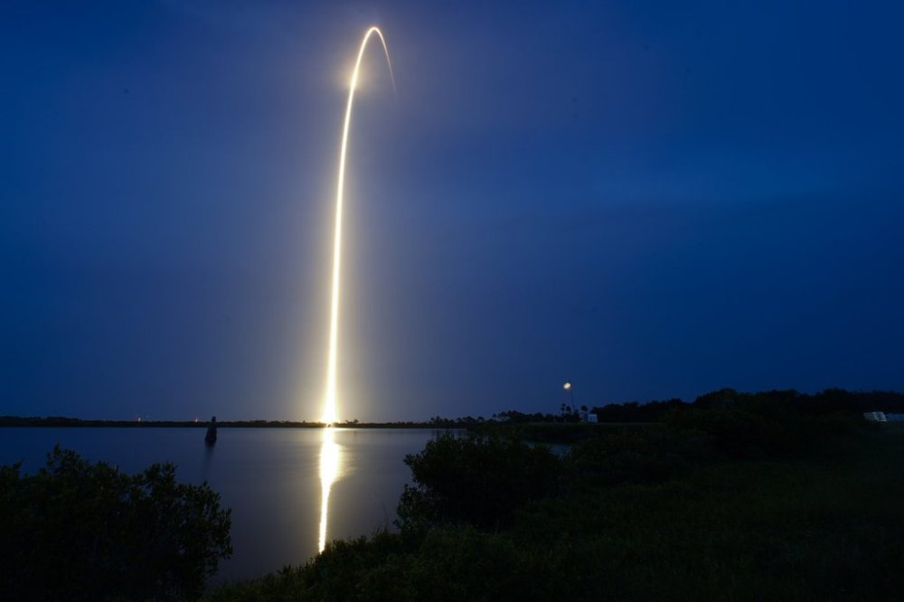 More than half of Canada's provincial and territorial governments buy critical internet and emergency communications services from Starlink — a satellite constellation owned by billionaire Elon Musk. A SpaceX Falcon 9 rocket with a payload of Starlink V2 Mini internet satellites is seen during a time exposure as it lifts off from Launch Complex 40 at the Cape Canaveral Space Force Station in Cape Canaveral, Fla., late Sunday, July 23, 2023. (AP Photo/John Raoux)