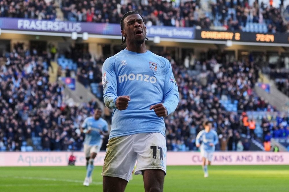 Coventry City's Haji Wright celebrates scoring their side's third goal of the game during a Sky Bet Championship soccer match against Sunderland, Saturday, March 15, 2025, at Coventry Building Society Arena in Coventry, England. (Bradley Collyer/PA via AP)
