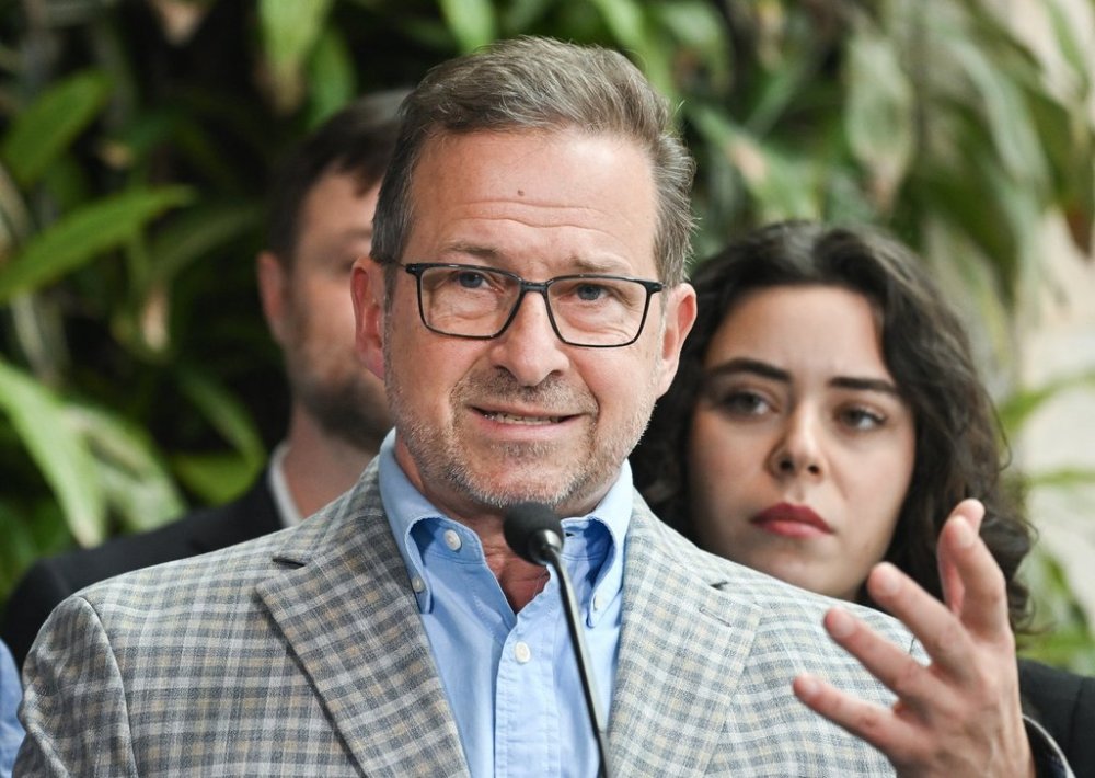 Bloc Quebecois leader Yves-Francois Blanchet speaks during a federal election campaign stop in Montreal, Tuesday, April 15, 2025. THE CANADIAN PRESS/Graham Hughes