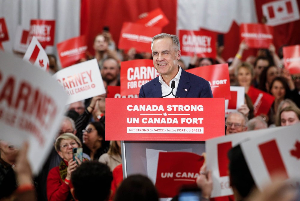 JOHN WOODS / FREE PRESS
Liberal leader Marc Carney speaks to supporters during the rally at the convention centre Tuesday.