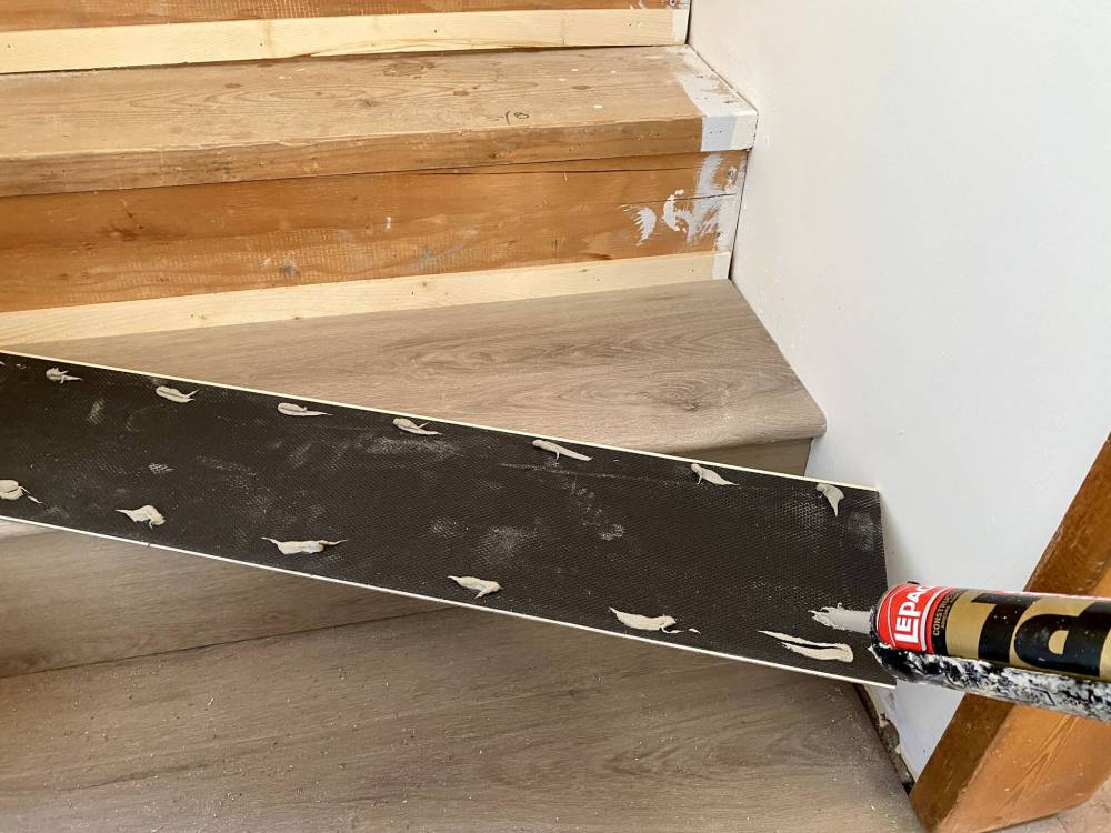 MARC LABOSSIERE / FREE PRESS
The rise is mounted using construction adhesive, applied along the areas of the lumber nosing and shim.