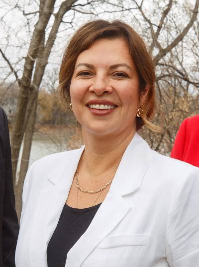 MIKE DEAL / WINNIPEG FREE PRESS FILES
                                Liberal candidate Rebecca Chartrand gets a second chance to knock off Niki Ashton in the north.