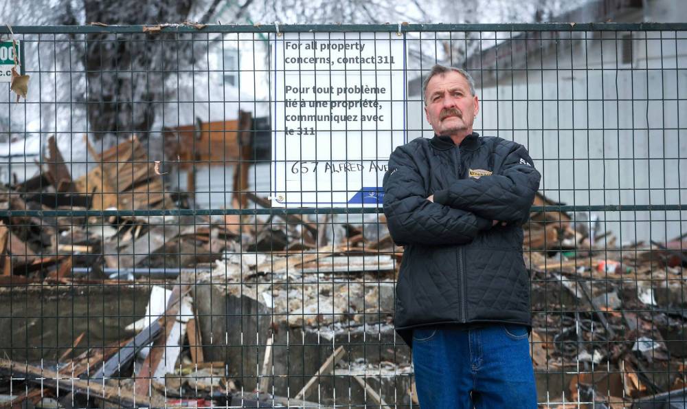 RUTH BONNEVILLE / FREE PRESS FILES
Darrell Warren, president of the William Whyte Neighbourhood Association, says he believes demolition fines are a good step to trigger action on problem properties.