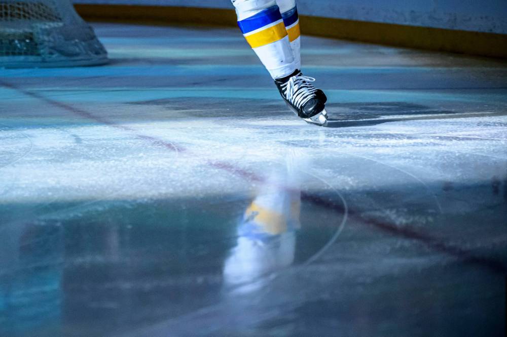 MIKE SUDOMA / FREE PRESS
Visiting teams have long praised the condition of the ice surface in Winnipeg.