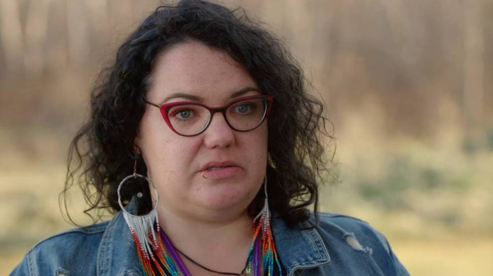 MELKI FILMS
Raine Seivewright is a Métis woman living in Winnipeg.