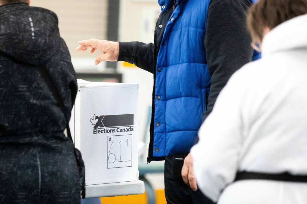 MIKAELA MACKENZIE / FREE PRESS
A total of 229,379 people voted across the province over the four-day Easter long weekend.
