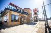 MIKAELA MACKENZIE / FREE PRESS FILES
                                Police used a Taser on a man at the Burger King on Osborne Street on Monday night after he allegedly demanded food, damaged transparent barriers and tried to get into an office where employees were hiding.