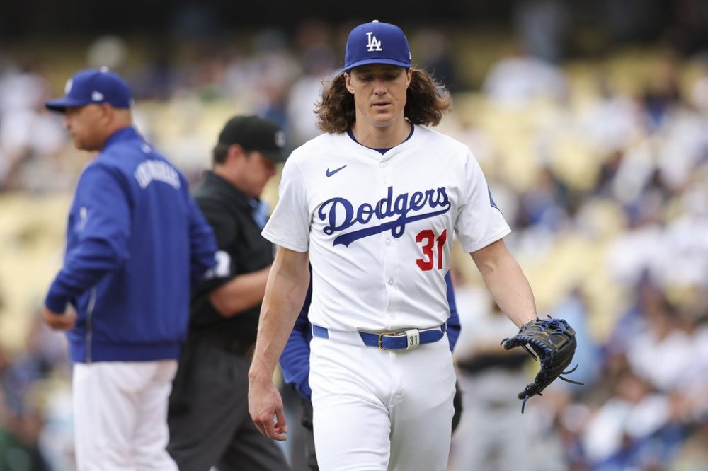Los Angeles Dodgers pitcher Tyler Glasnow (31) exits during the second inning of a baseball game against the Pittsburgh Pirates in Los Angeles, Sunday, April 27, 2025. (AP Photo/Jessie Alcheh)