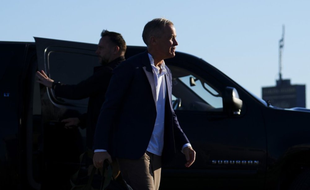 Liberal Leader Mark Carney departs Montreal, Que., on Wednesday, April 23, 2025. THE CANADIAN PRESS/Sean Kilpatrick