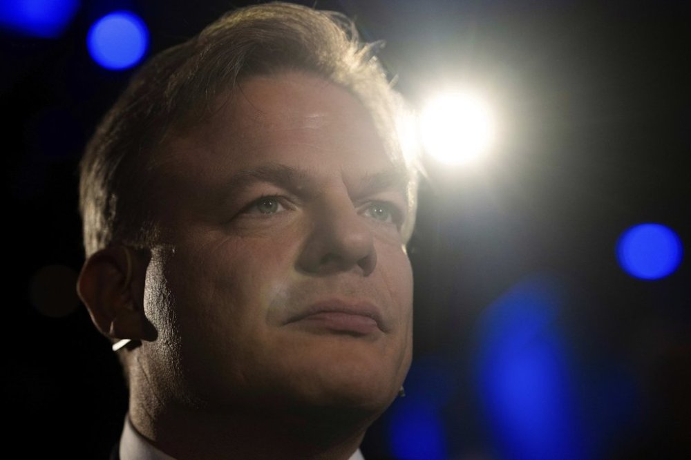 FILE - Pieter Omtzigt, leader of the recently formed Dutch political party New Social Contract, speaks to the media at a meeting in Amersfoort, Netherlands on Friday, Nov. 10, 2023. (AP Photo/Peter Dejong, File)