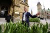 Prime Minister Mark Carney arrives at the PMO the morning after the federal election in Ottawa on Tuesday, April 29, 2025. THE CANADIAN PRESS/Justin Tang