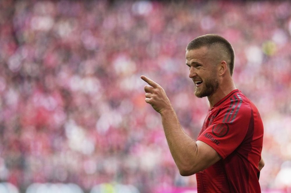 Bayern's Eric Dier celebrates after scoring his side's third goal during the German Bundesliga soccer match between Bayern Munich and 1. FSV Mainz 05 at the Allianz Arena in Munich, Germany, Saturday, April 26, 2025. (AP Photo/Matthias Schrader)