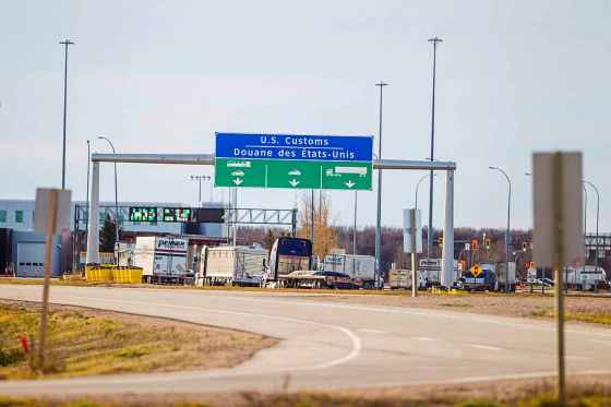 The Canada-U.S. border entry at at Emerson (Mikaela MacKenzie / Free Press files)