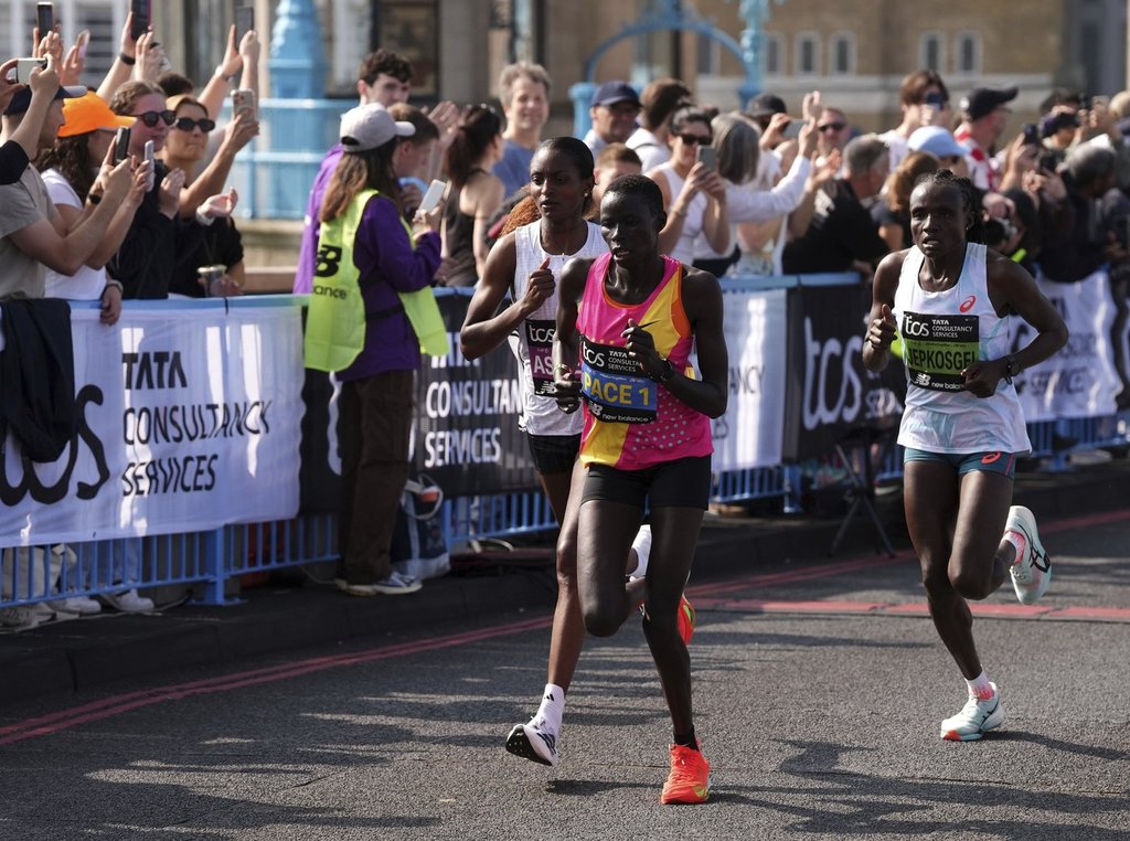 Assefaは、遅いブレイクアウェイの後、ロンドンマラソンの女子レースに勝ちます – ウィニペグフリープレス