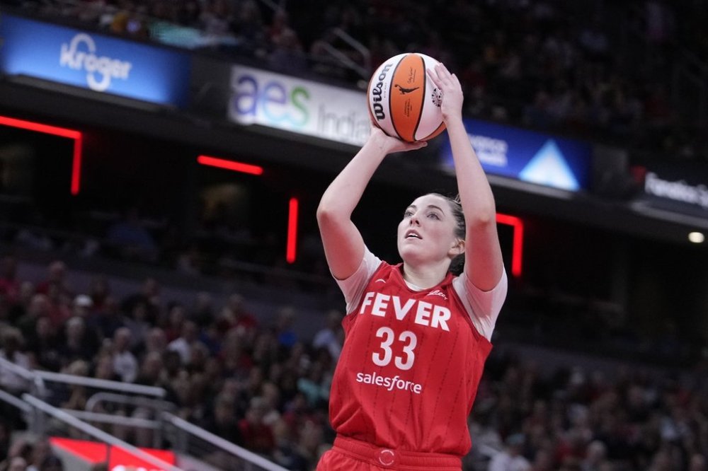 FILE - Indiana Fever's Katie Lou Samuelson shoots during the second half of a WNBA basketball game against the New York Liberty, on July 6, 2024, in Indianapolis. (AP Photo/Darron Cummings, File)