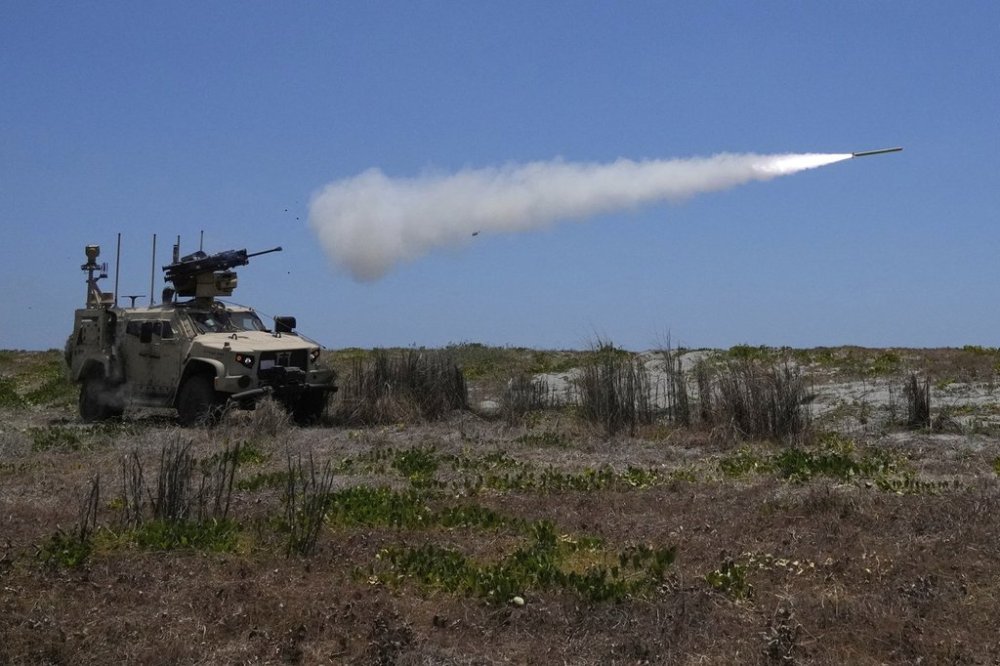 A U.S. Marine Air Defense Integrated System, or MADIS, fires at a drone during a live-fire joint Philippines-U.S. military exercise at the Philippine Navy training camp in San Antonio, Zambales province, northern Philippines Sunday, April 27, 2025. (AP Photo/Aaron Favila)