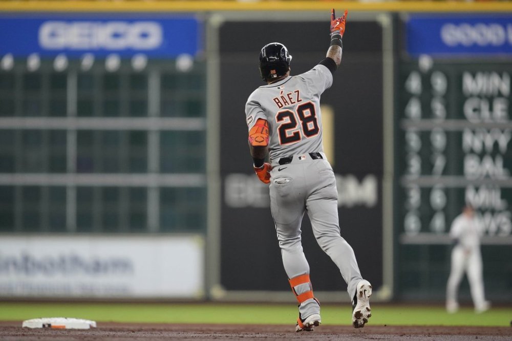 Detroit Tigers' Javier Baez runs the bases after hitting a grand slam during the third inning of a baseball game against the Houston Astros in Houston, Wednesday, April 30, 2025. Kerry Carpenter, Riley Greene, and Colt Keith scored. (AP Photo/Ashley Landis)