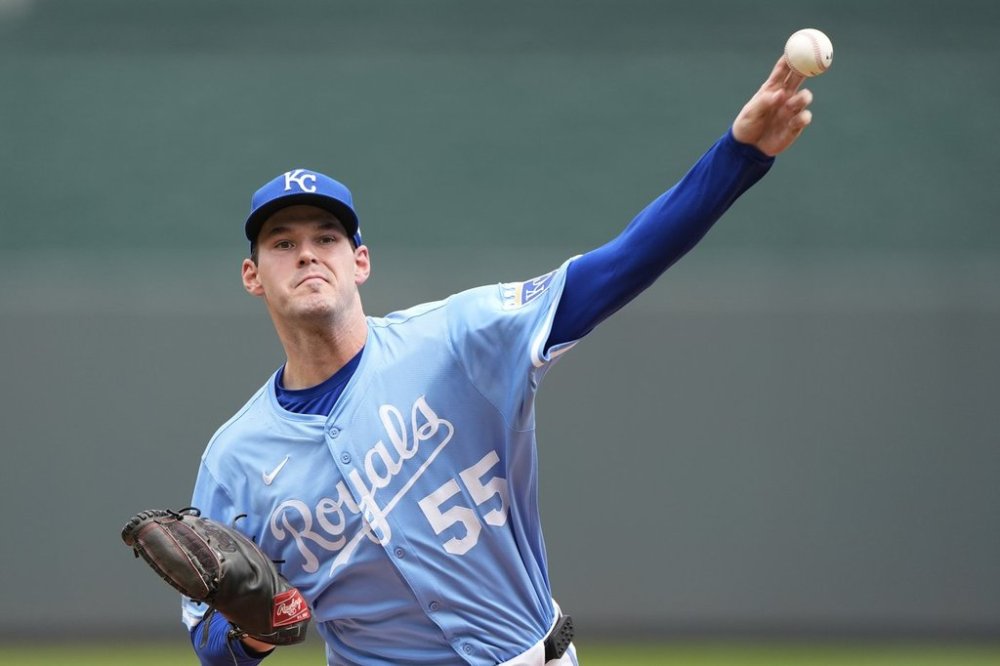 Kansas City Royals starting pitcher Cole Ragans throws during the first inning of the first game in a baseball doubleheader against the Colorado Rockies, Thursday, April 24, 2025, in Kansas City, Mo. (AP Photo/Charlie Riedel)