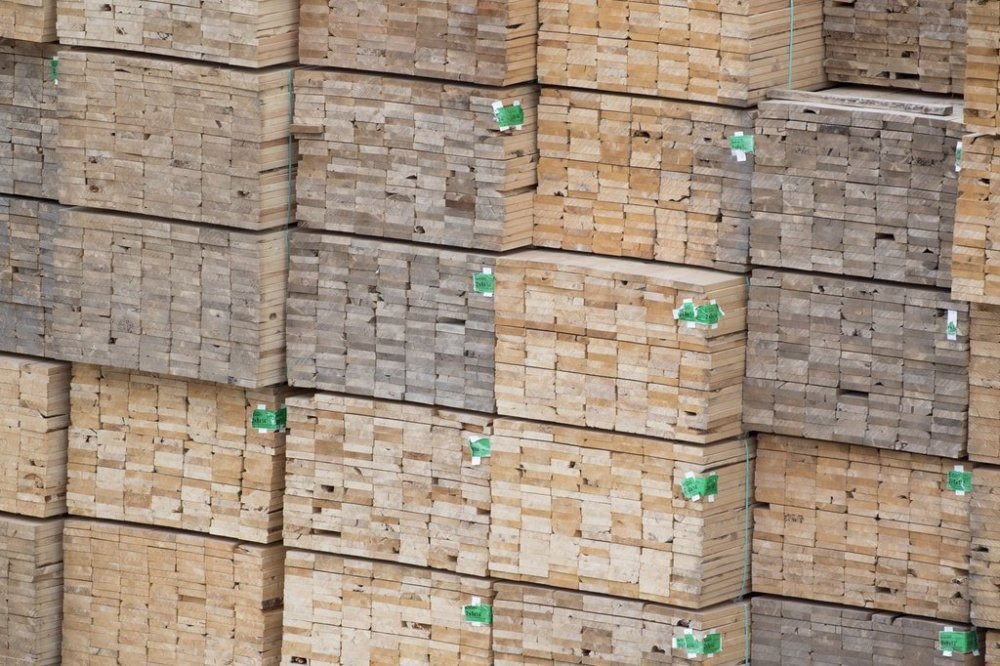 Softwood lumber is pictured along the Fraser River in Richmond, B.C., April 25, 2017. THE CANADIAN PRESS/Jonathan Hayward