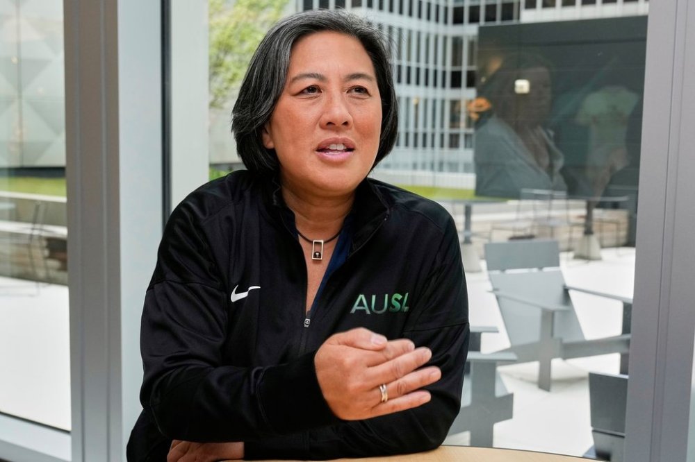 Athletes Unlimited Softball League Commissioner Kim Ng, a former Major League Baseball executive, is interviewed at Major League Baseball's headquarters in New York, Thursday, May 29, 2025. (AP Photo/Richard Drew)
