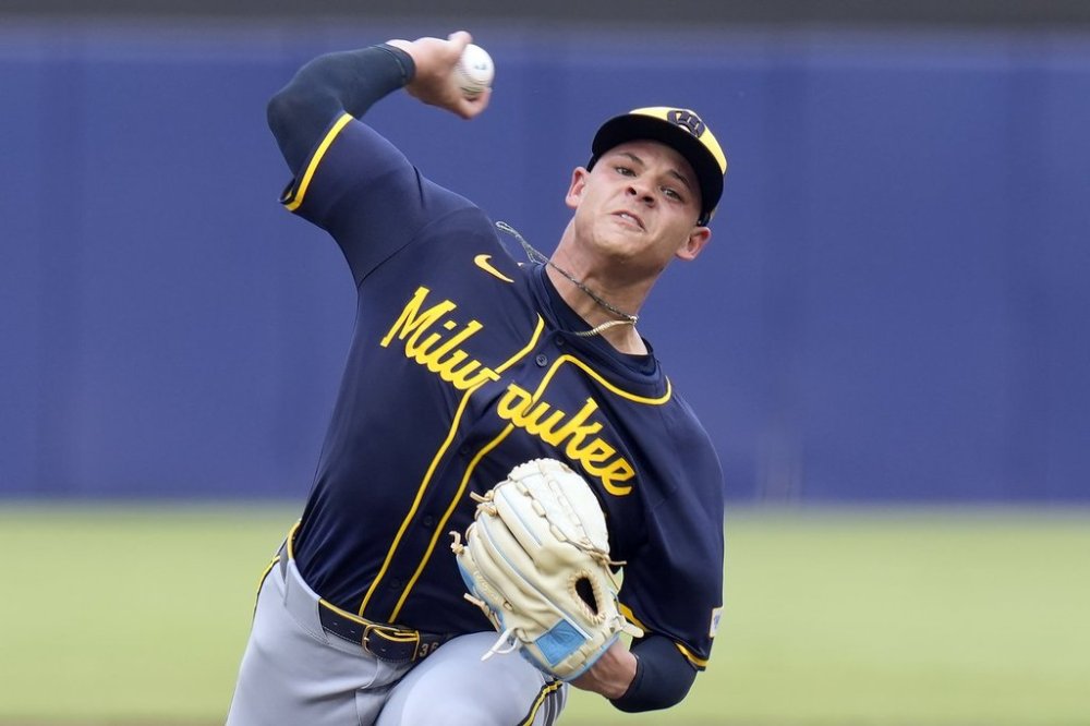 Milwaukee Brewers pitcher Tobias Myers delivers to the Tampa Bay Rays during the first inning of a baseball game Saturday, May 10, 2025, in Tampa, Fla. (AP Photo/Chris O'Meara)