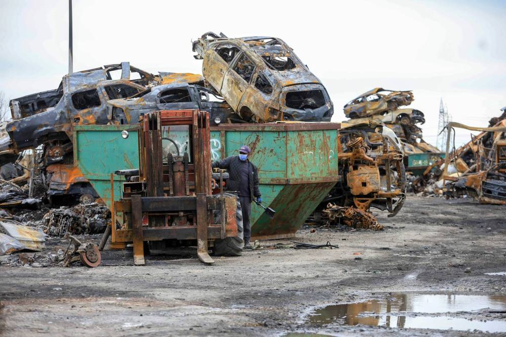 RUTH BONNEVILLE / FREE PRESS
Coun. Russ Wyatt wants the province’s Environment Department to conduct soil and water testing to see what impact the fire had in the area.