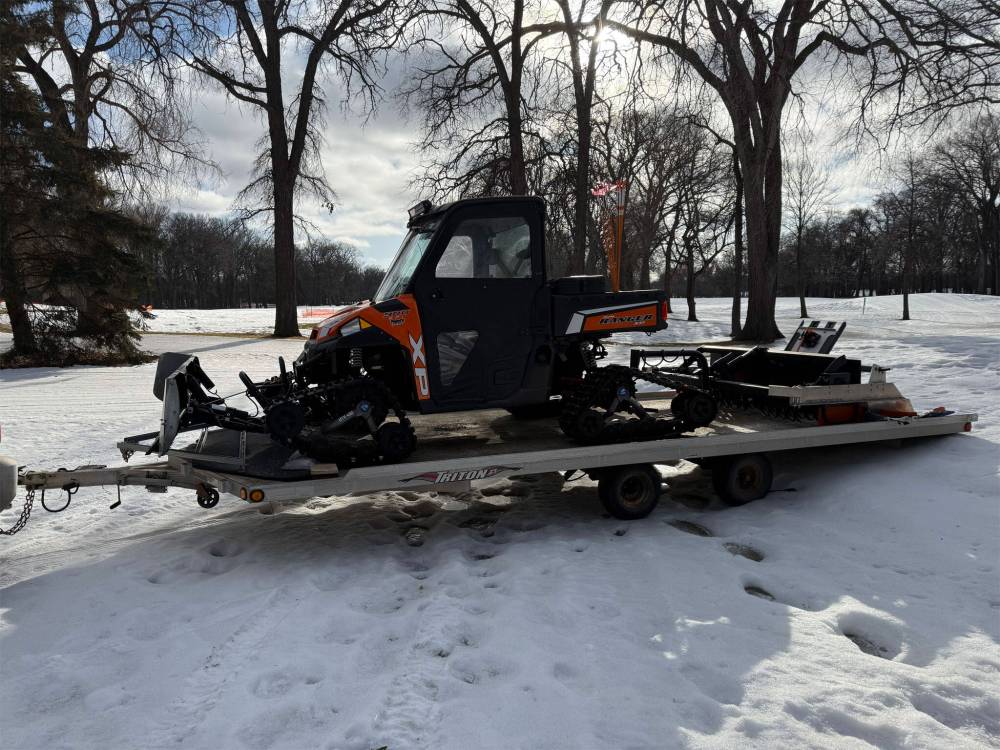 BRENT PRUSAK PHOTO
Wildwood Community Centre’s trailer with the orange Polaris side-by-side with a track plow kit and tow-behind trail groomer was stolen by thieves.