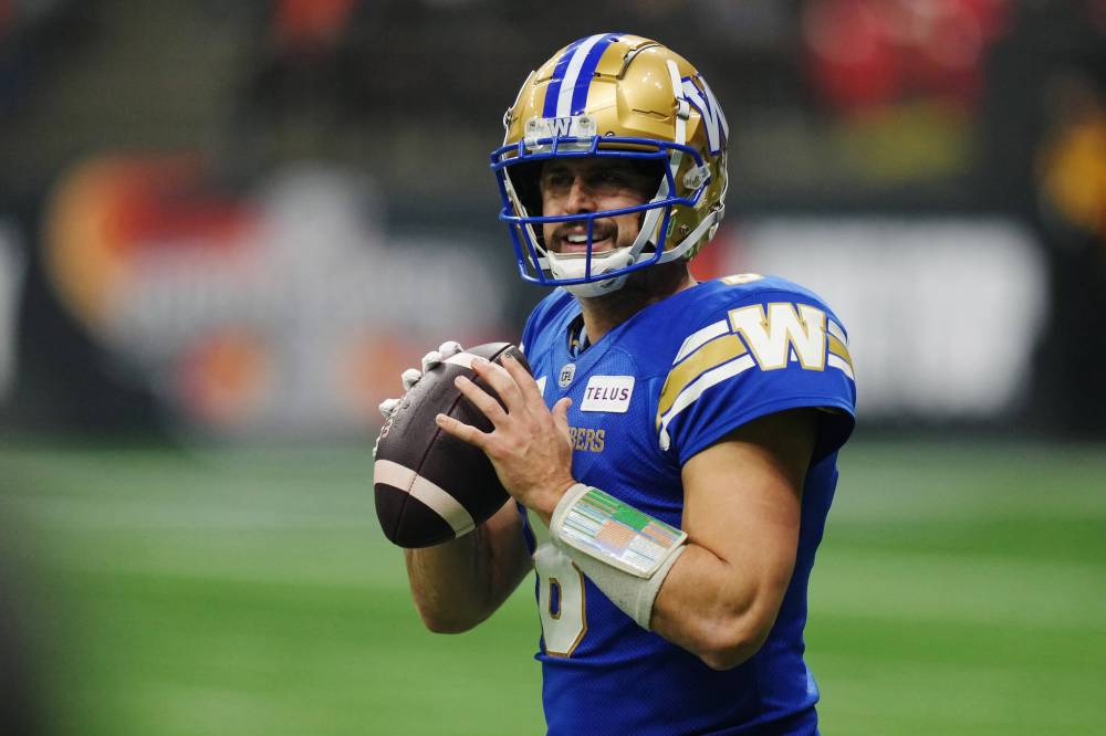 Darryl Dyck / THE CANADIAN PRESS FILES
The Winnipeg Blue Bombers have extended quarterback Zach Collaros through the 2026 season.