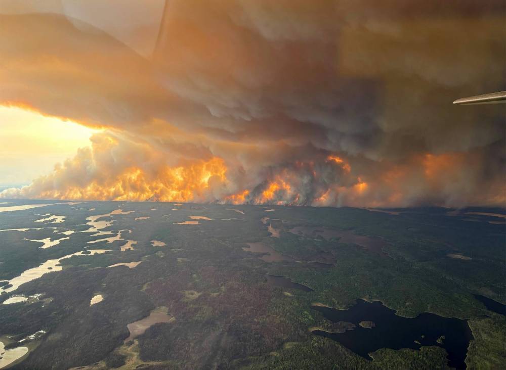 Wildfires threatening Flin Flon on Tuesday. (Supplied / Government of Manitoba)