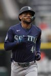 Seattle Mariners' Julio Rodríguez (44) runs the bases after hitting a three-run home run during the first inning of a baseball game against the Chicago White Sox, Wednesday, May 21, 2025, in Chicago. (AP Photo/Erin Hooley)