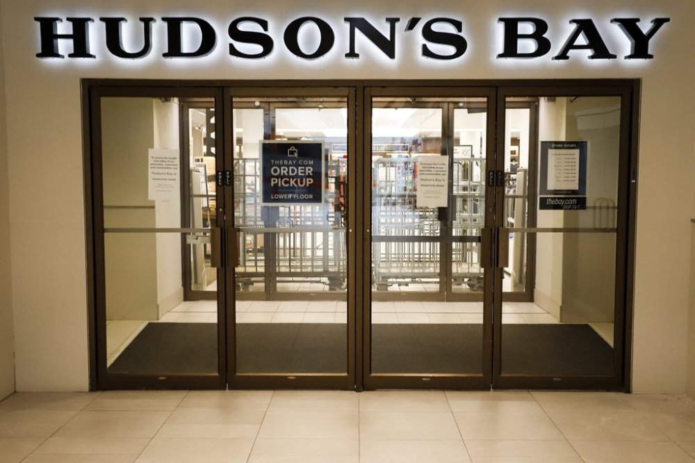 The Hudson's Bay in Calgary, Alta., March 18, 2020, amid a worldwide COVID-19 flu pandemic. THE CANADIAN PRESS/Jeff McIntosh
