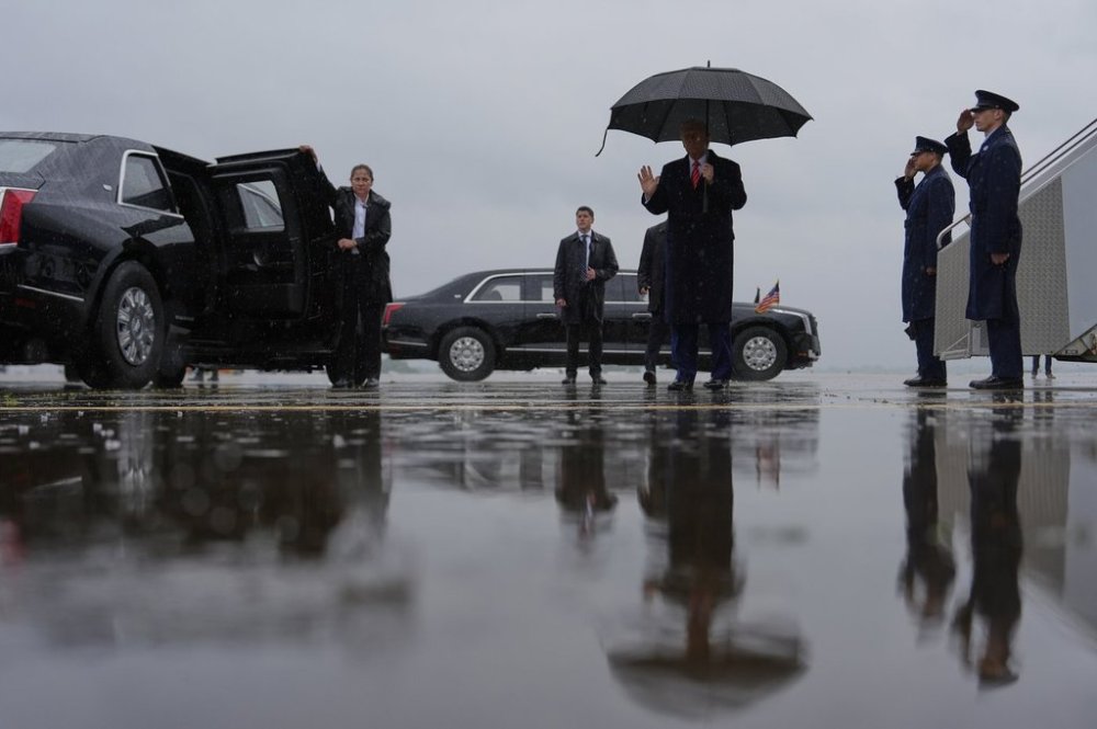 President Donald Trump arrives on Air Force One at Allegheny County Airport, Friday, May 30, 2025, in West Mifflin, Pa. (AP Photo/Julia Demaree Nikhinson)