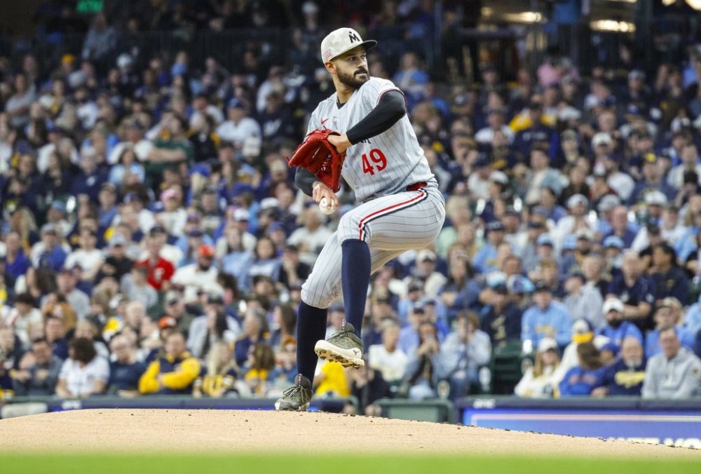 Minnesota Twins starting pitcher Pablo Lopez throws to the Milwaukee Brewers during the first inning of a baseball game, Saturday May 17, 2025, in Milwaukee. (AP Photo/Jeffrey Phelps)