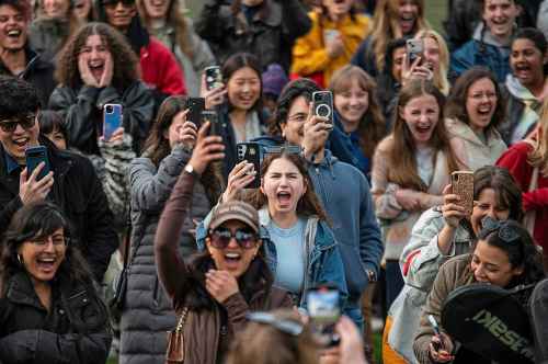People participate in a ‘group scream' at Trinity Bellwoods Park in Toronto, on Saturday, May 3, 2025. THE CANADIAN PRESS/Laura Proctor