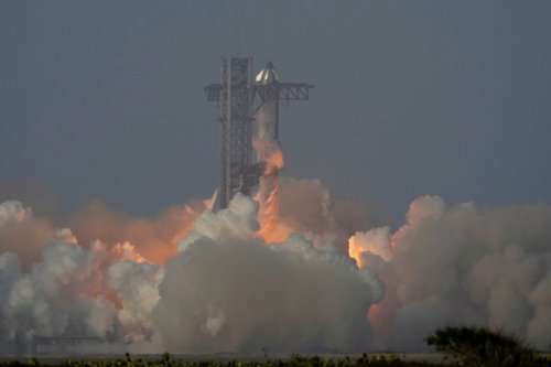 SpaceX's mega rocket Starship makes a test flight from Starbase, Texas, Tuesday, May 27, 2025. (AP Photo/Eric Gay)