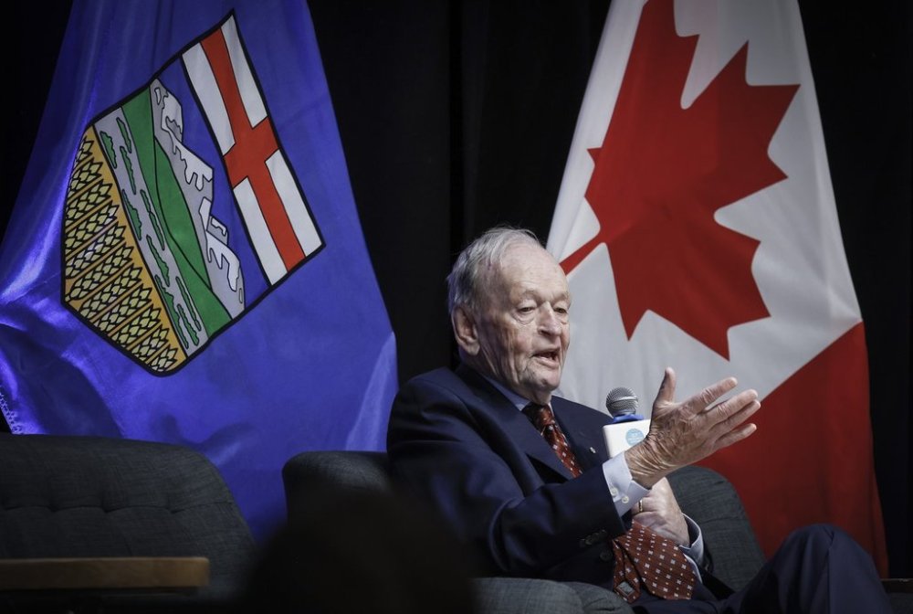Former Liberal prime minister Jean Chretien discusses the current political landscape at a conference hosted by the University of Calgary in Calgary, Thursday, June 12, 2025.THE CANADIAN PRESS/Jeff McIntosh